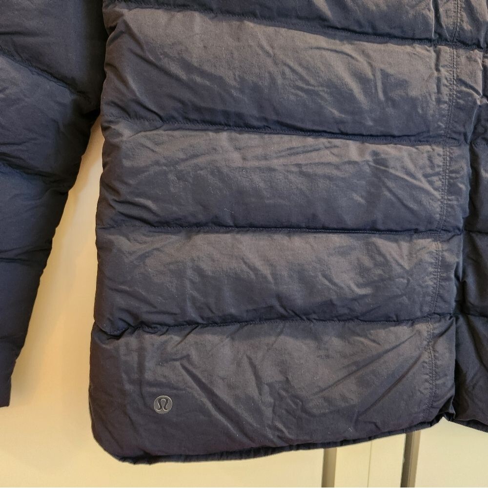 Lululemon Just Enough Puff Jacket in color Inkwell size 10 new no tag - Picture 11 of 16